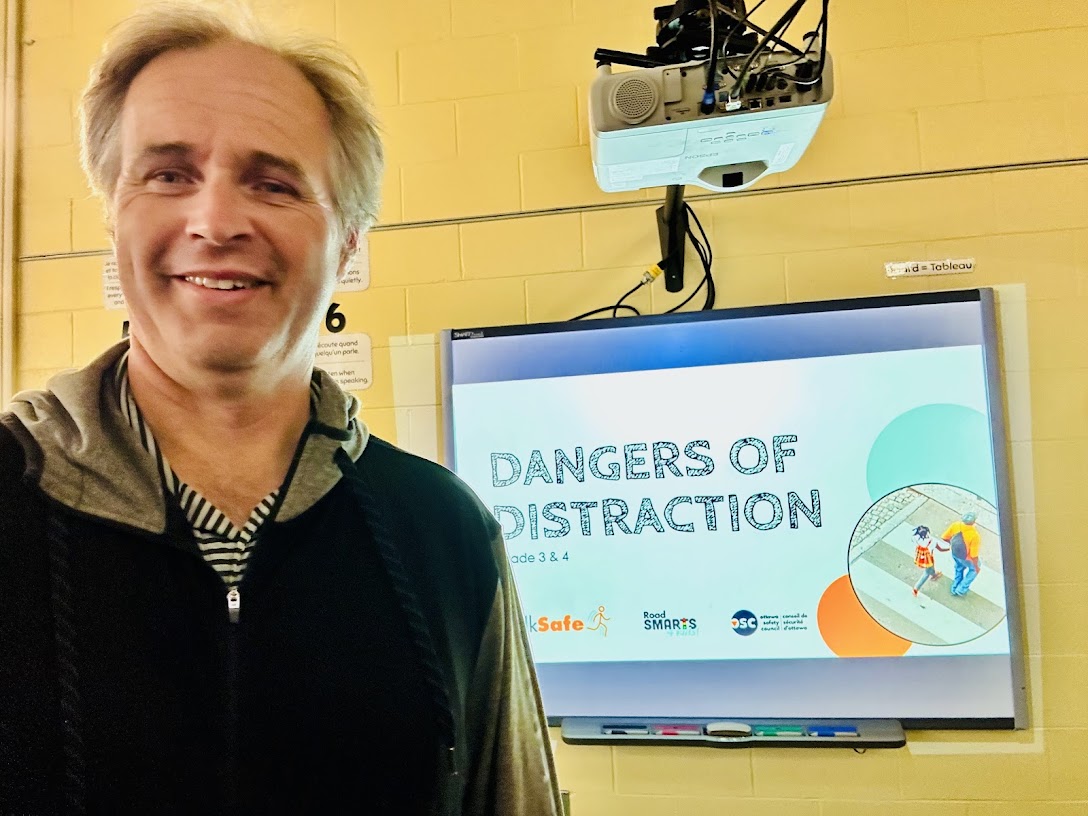 Ken before a Walksafe Presentation for a Grade 4 classroom